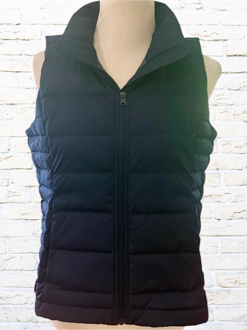 NWT LANDS’ END Women’s Max 600 Down Puffer Vest in Blue - Size S 6-8
